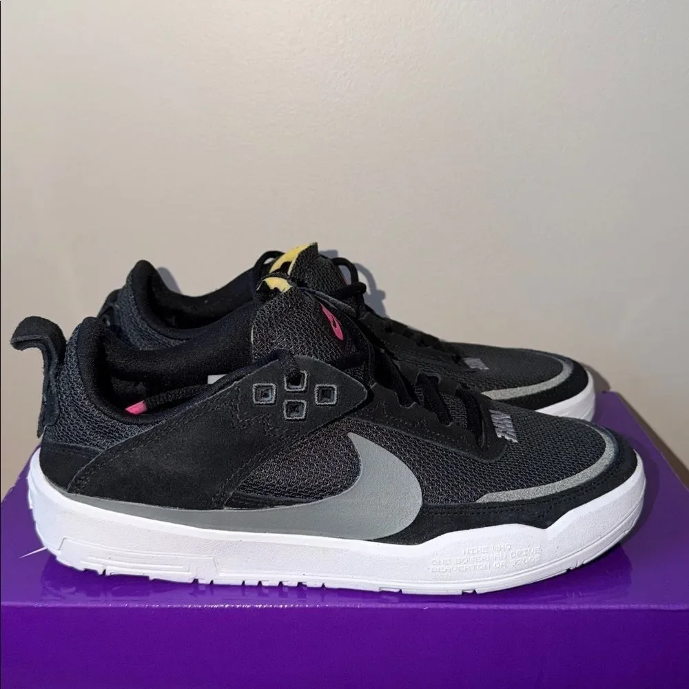 Nike SB Day One GS Black Cool Grey FN4210-002 Size 7Y